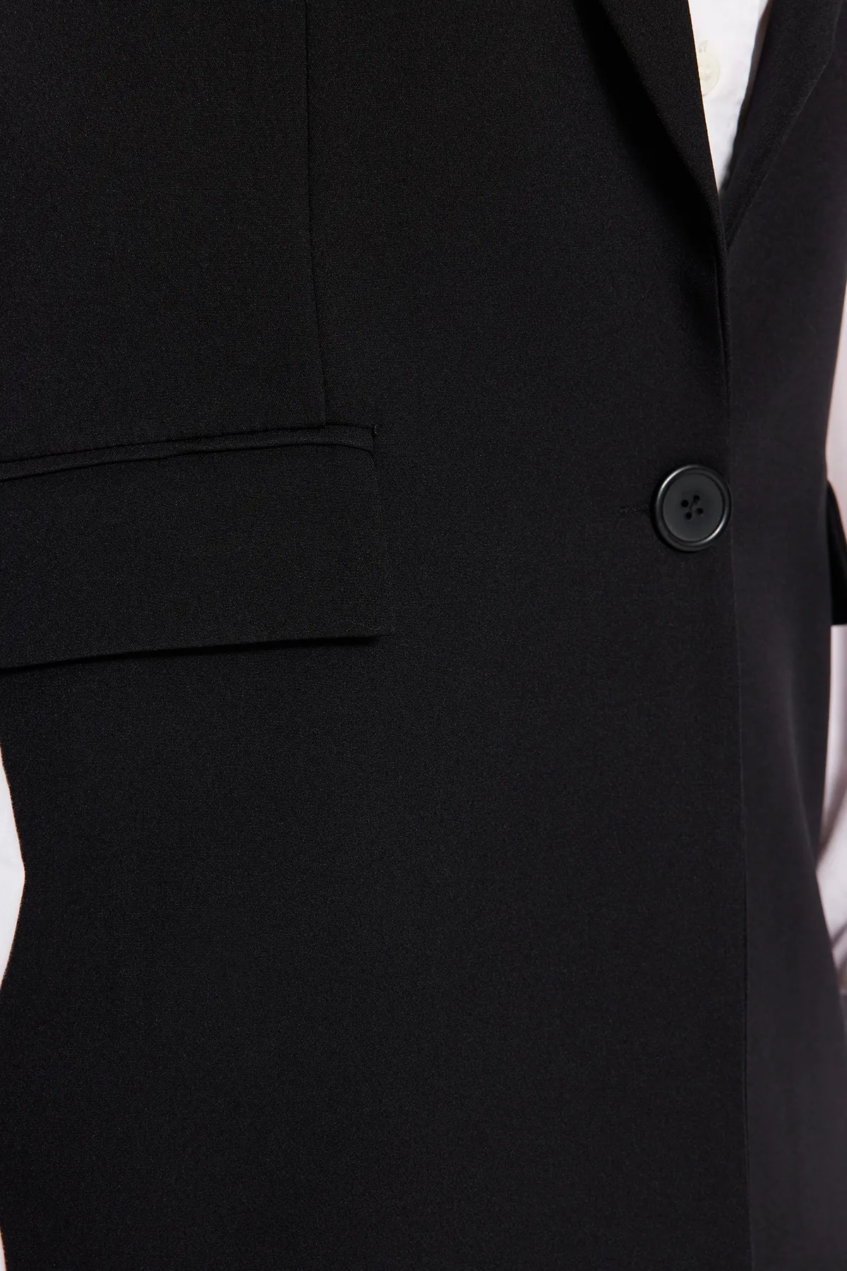Trendyol Modest  Schwarz gefütterte Weste aus gewebtem Finike-Stoff mit einem Knopf TCTAW24YL00017
