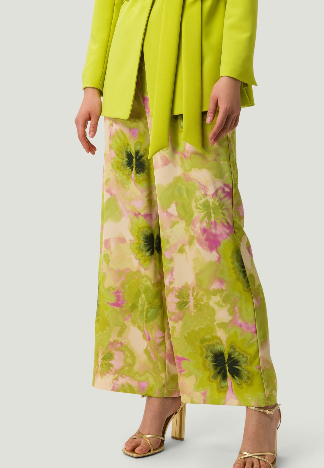 Satinhose mit Print