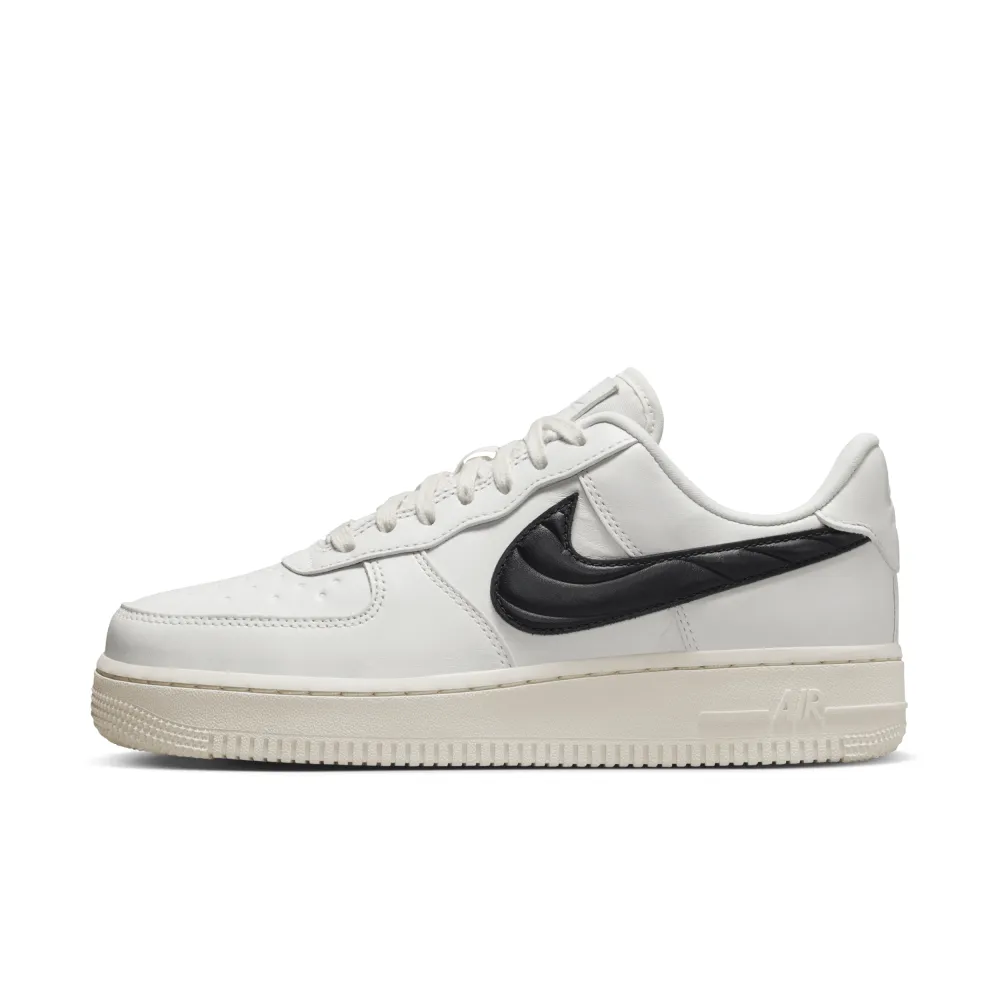 Nike Air Force 1 07 WMNS FV1182-001 / weiss