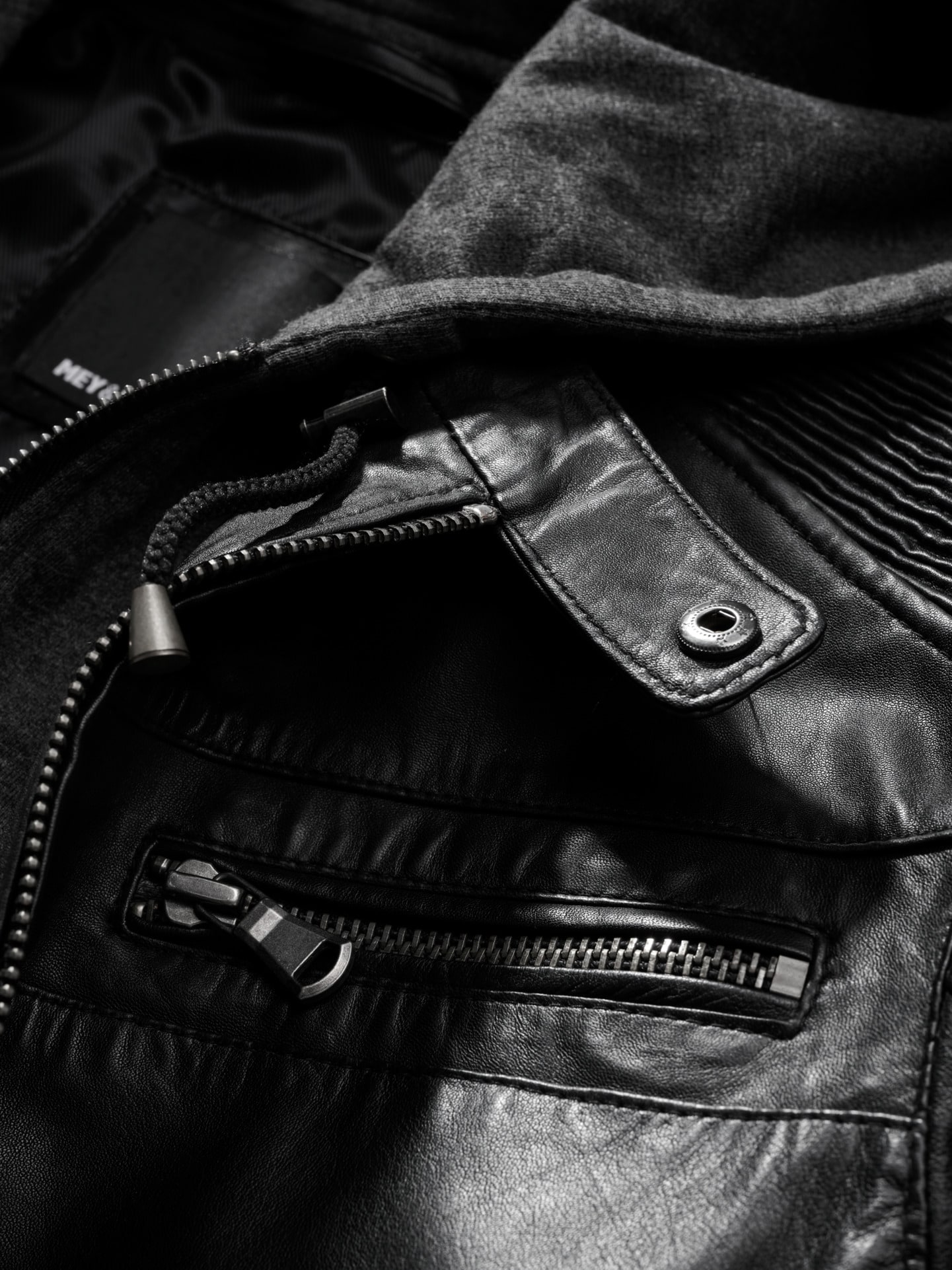Momentum-Lederjacke
