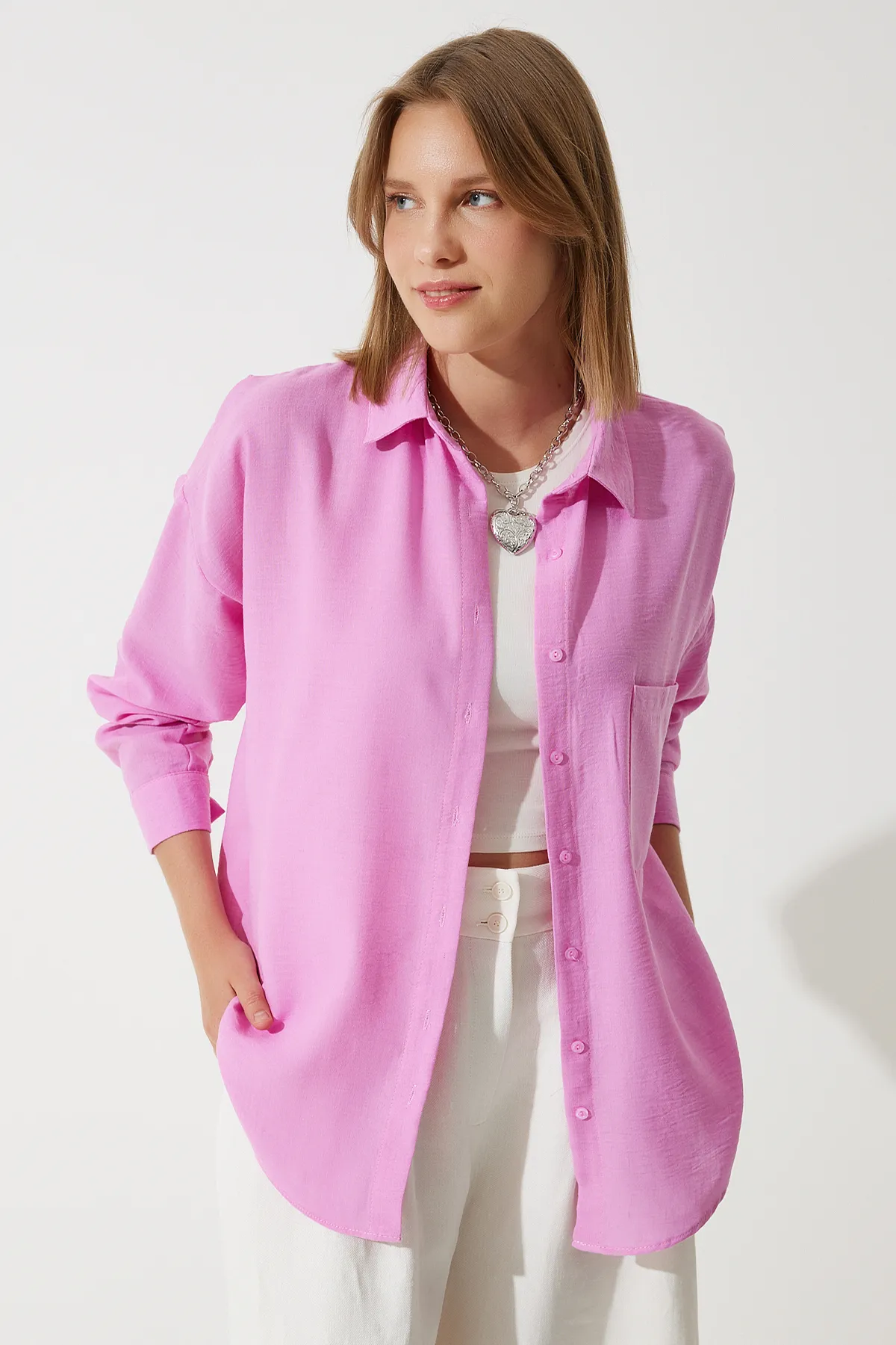 Happiness İstanbul  Hellrosa Oversize-Leinenhemd Ayrobin für Damen DD01222
