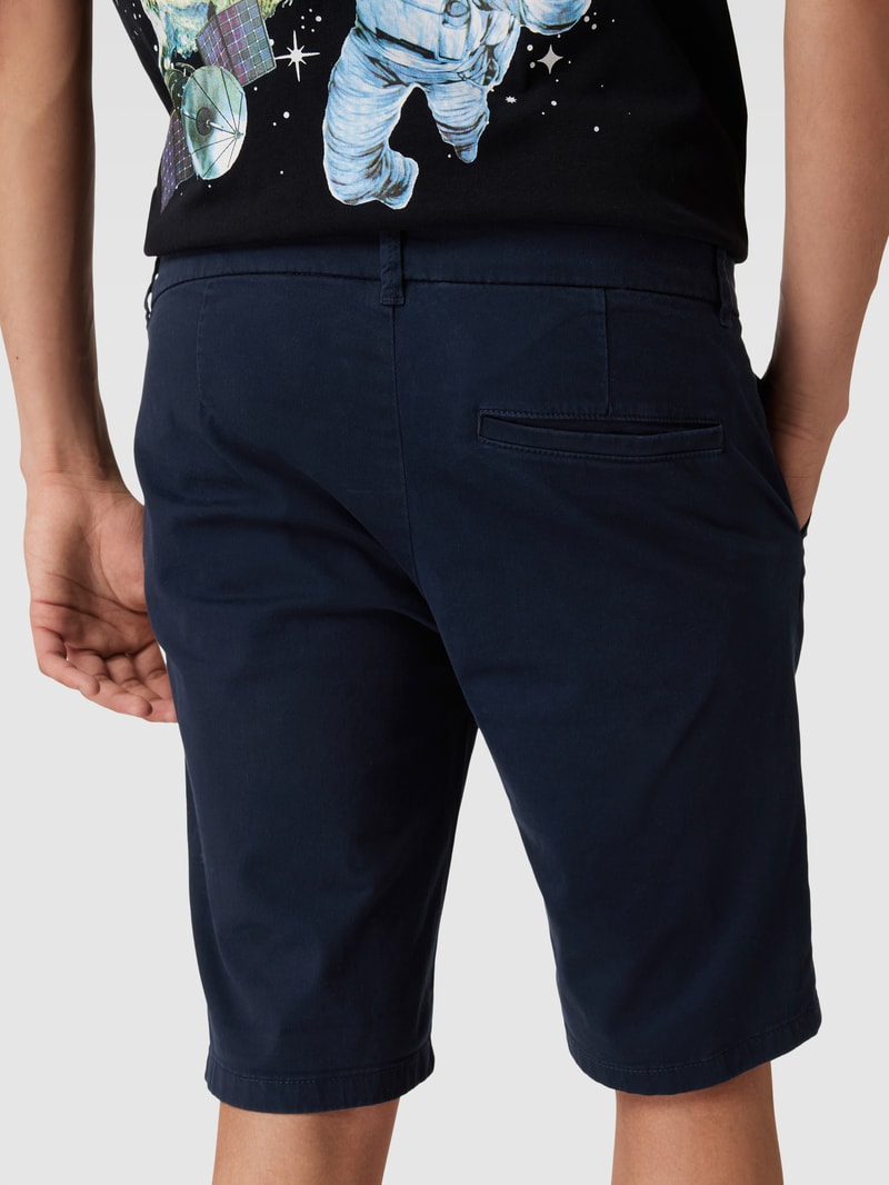Slim Fit Chino-Shorts mit Eingrifftaschen in dunkelblau