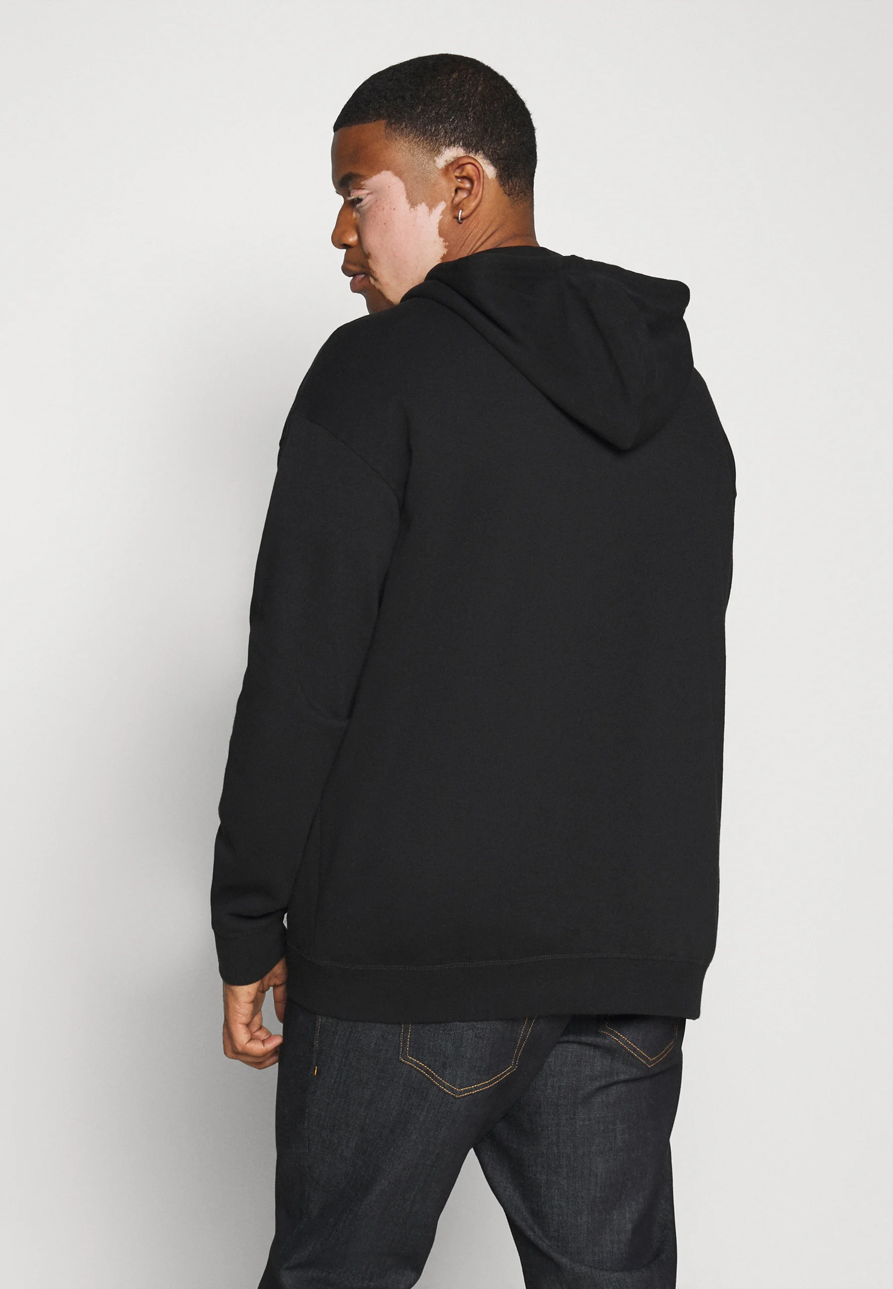 Sudadera con cremallera Pier One