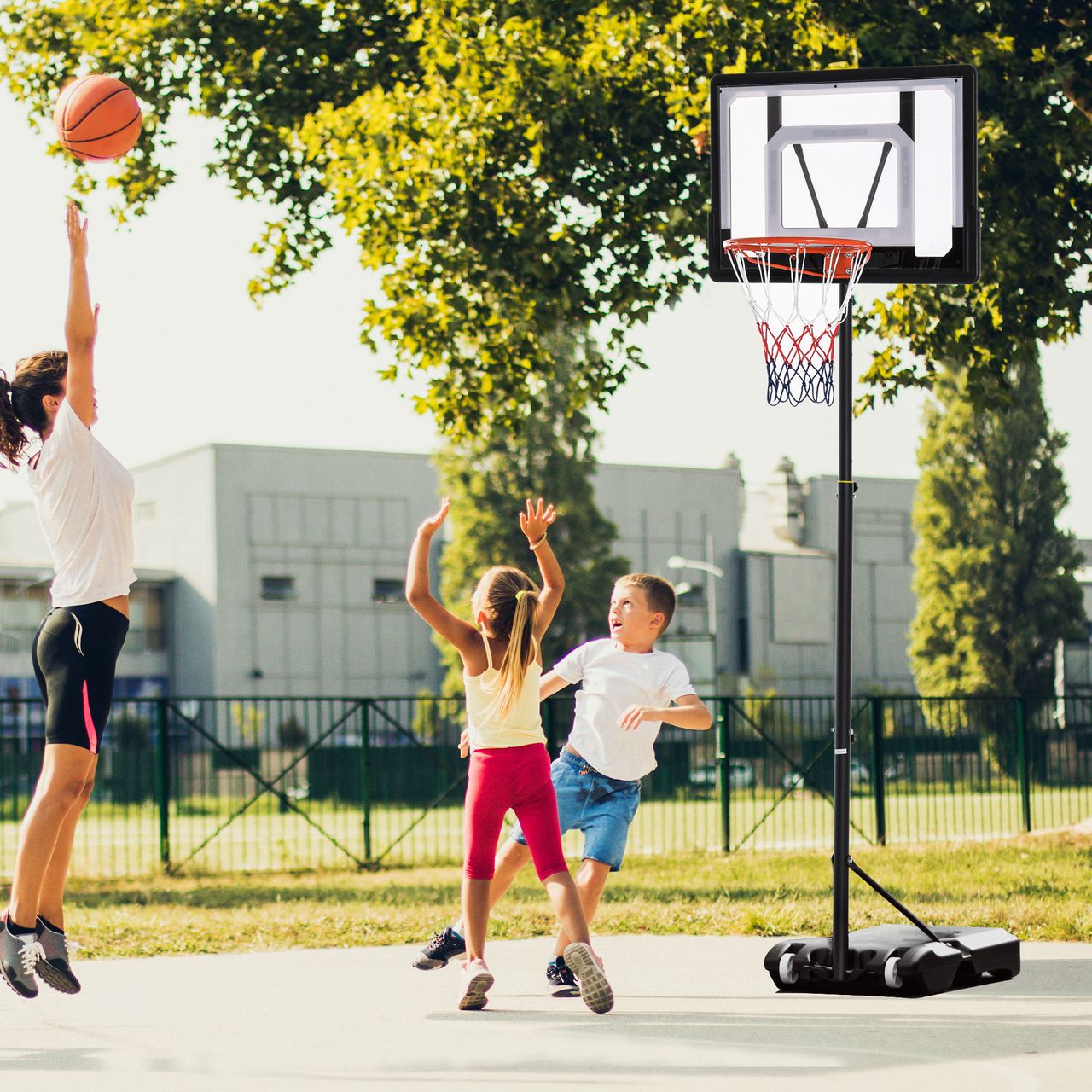 HOMCOM Basketballständer höhenverstellbar Basketballanlage mit Räder draußen Stahl PVC HDPE Schwarz 83 x 75 x 206-260 cm