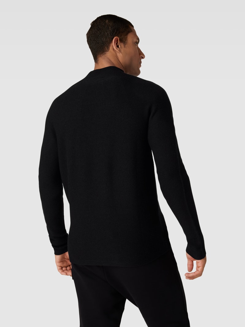 Strickpullover mit Stehkragen Modell 'FNATU' in schwarz