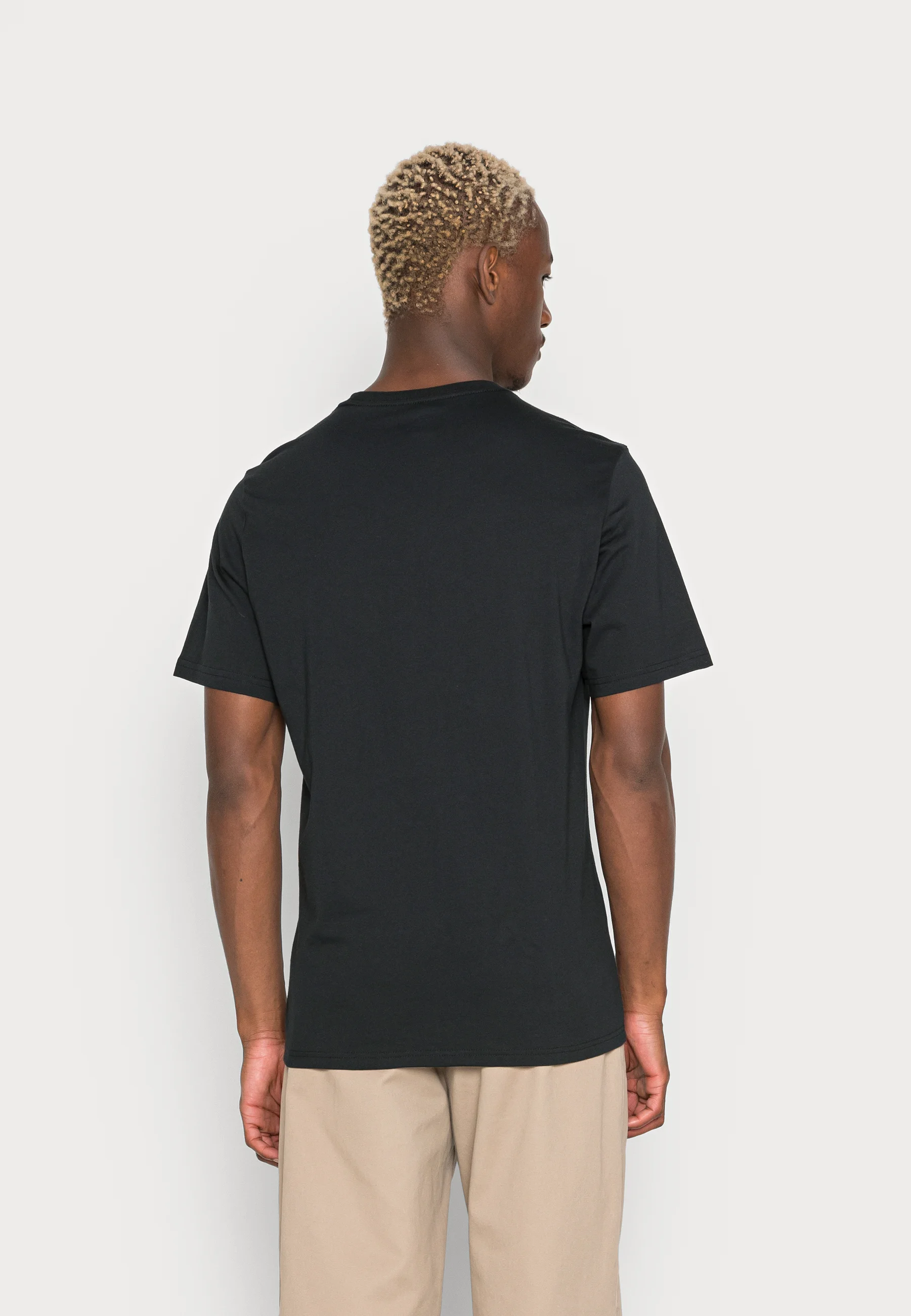 Converse CAMISETA UNISEX CON ESTRELLA CHEVRON BORDADA - Camiseta básica