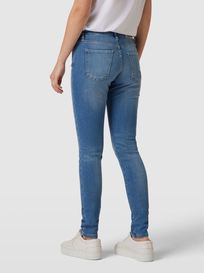 Jeans in 5-Pocket-Design Modell 'Sue' in hellblau