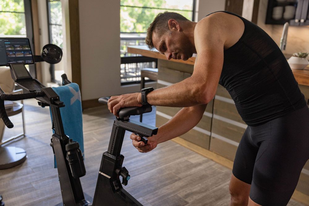 Garmin Tacx® NEO Bike Plus Heimtrainer kaufen | Bike-Discount