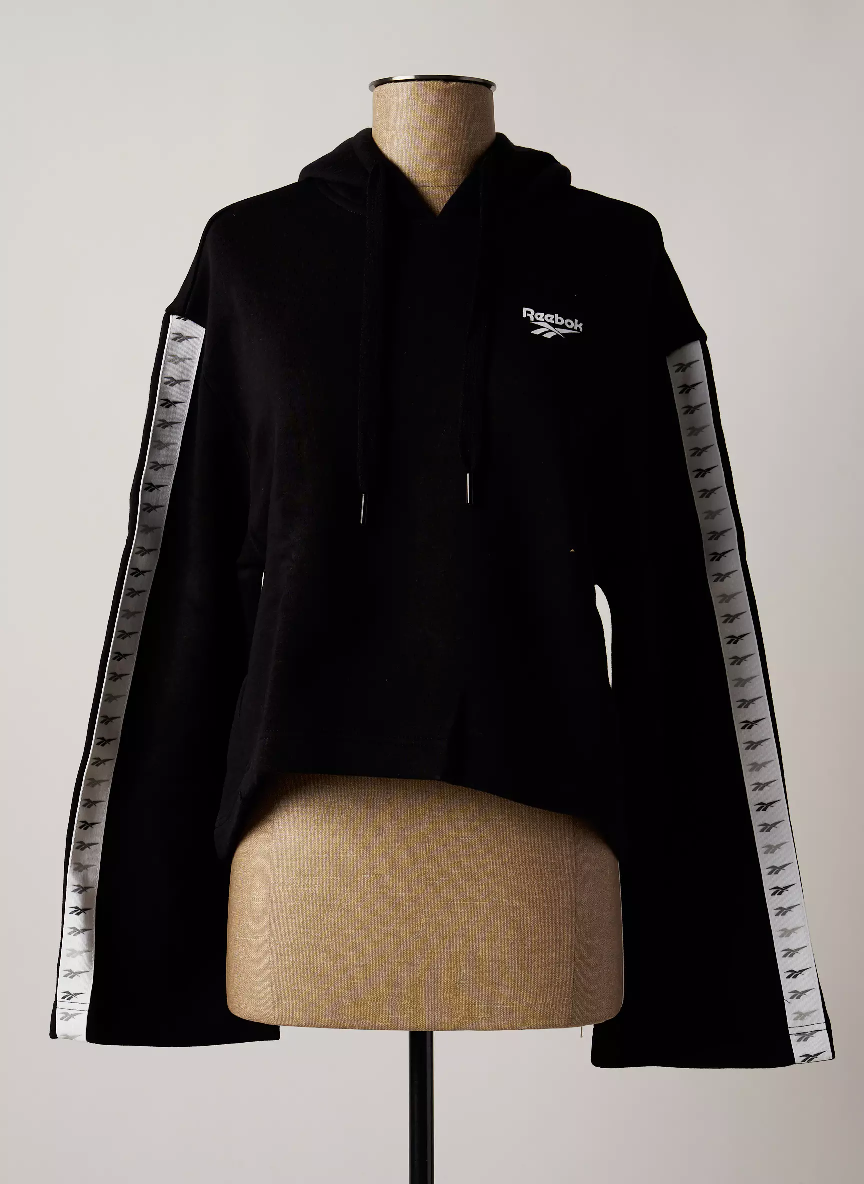Reebok Sweat Capuche Femme couleur noir