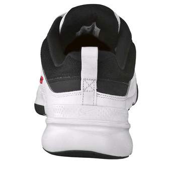 Nike Defy All Day Sneaker in weiß