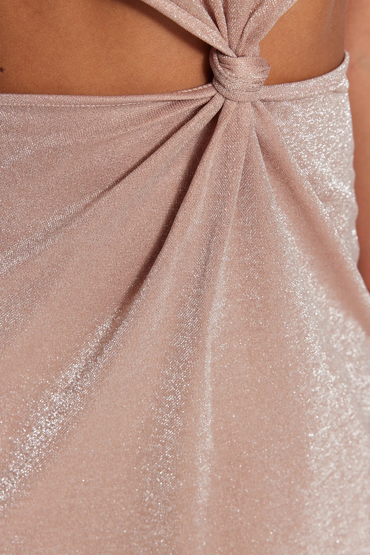 Trendyol Collection  Rosa tailliertes Maxi-Strandkleid mit Cut-out/Fensterausschnitt TBESS23EL00120