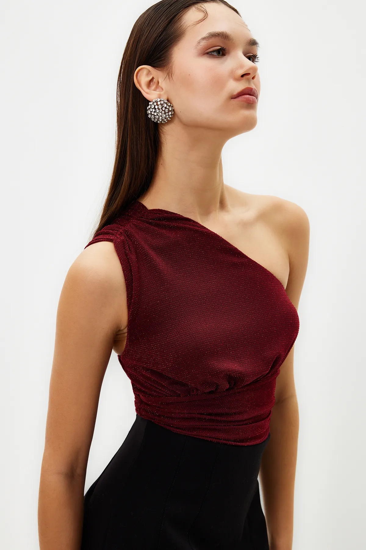 Trendyol Collection  Burgunderfarbenes, bauchfreies, gefüttertes, glänzendes Strick-Bustier TPRSS23BS00011