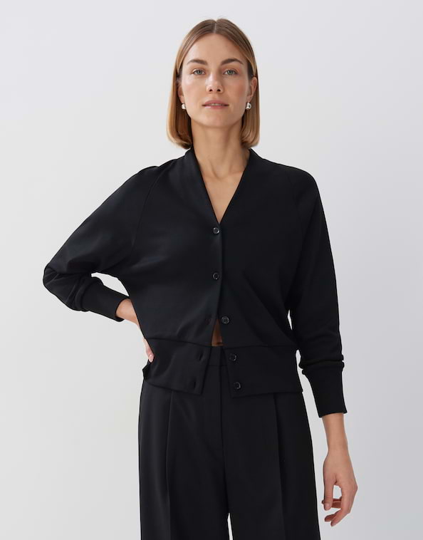 Sweatjacke Uyakumi