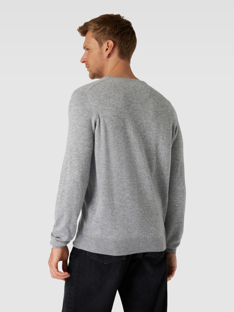 Strickpullover mit Rundhalsausschnitt in silber