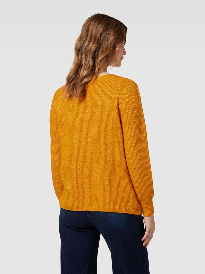 Strickpullover mit U-Boot-Ausschnitt in gelb