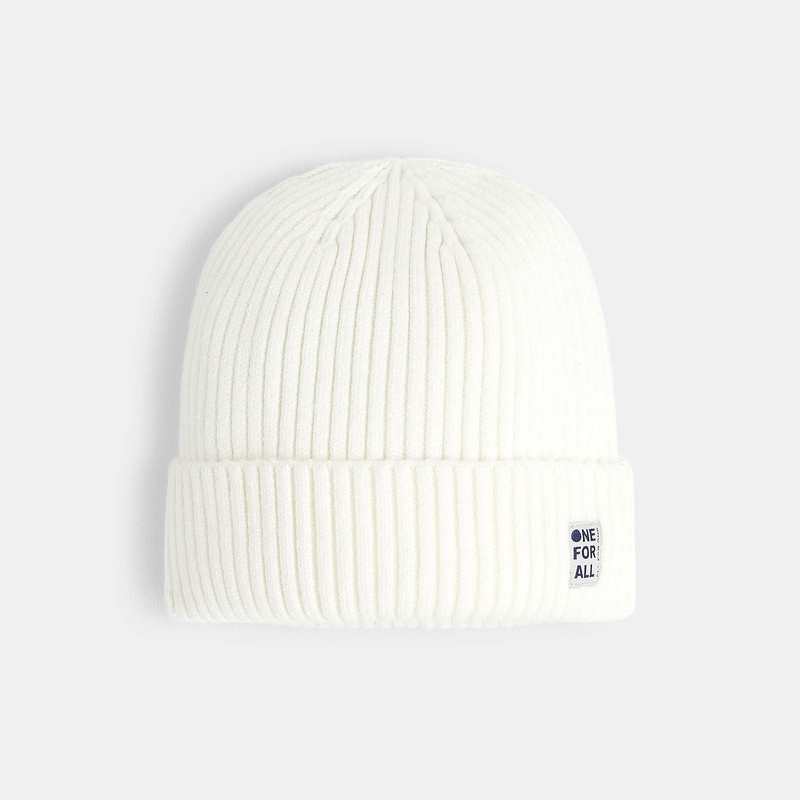 Bonnet en tricot côtelé blanc garçon