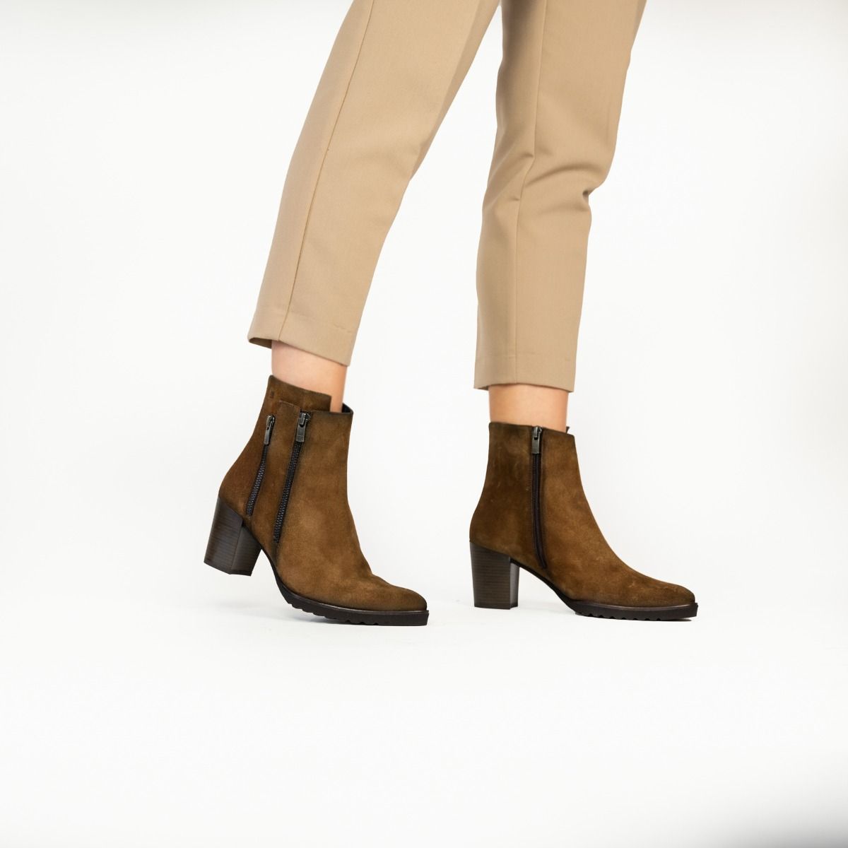 Dorking  THAIS 8896 - cognac