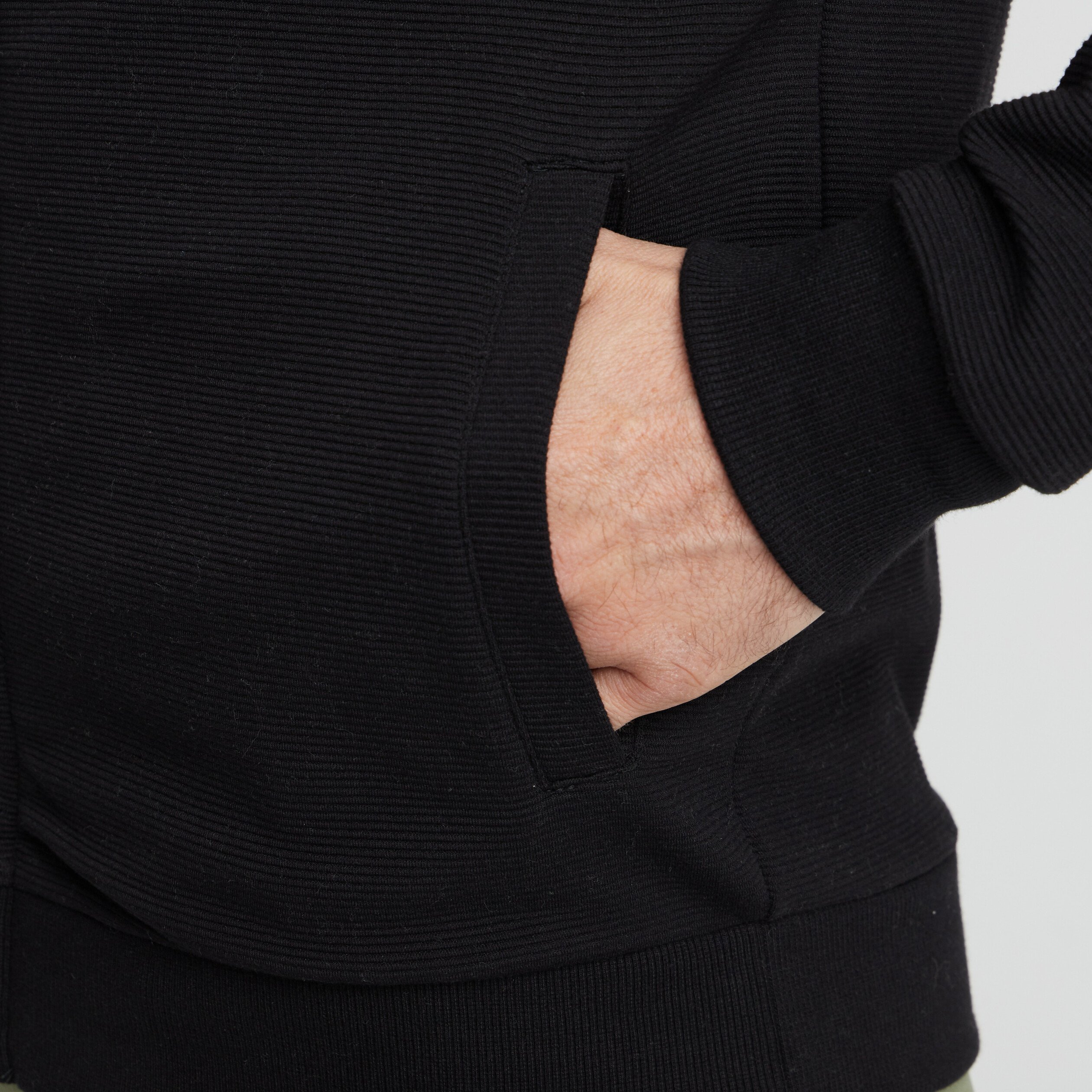 Gilet manches longues zippé noir homme | La Halle
