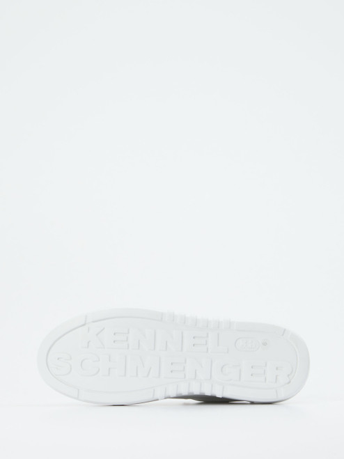 Sneaker-16637990280 Kennel & Schmenger
