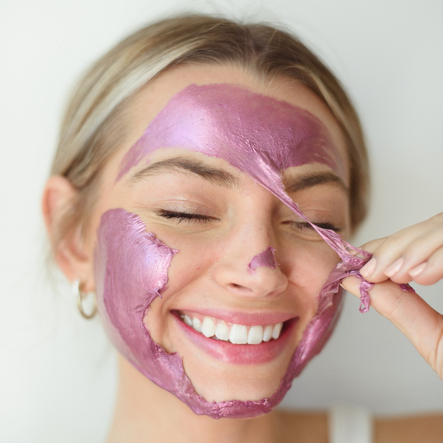 Mind Glowing Peel Off Mask