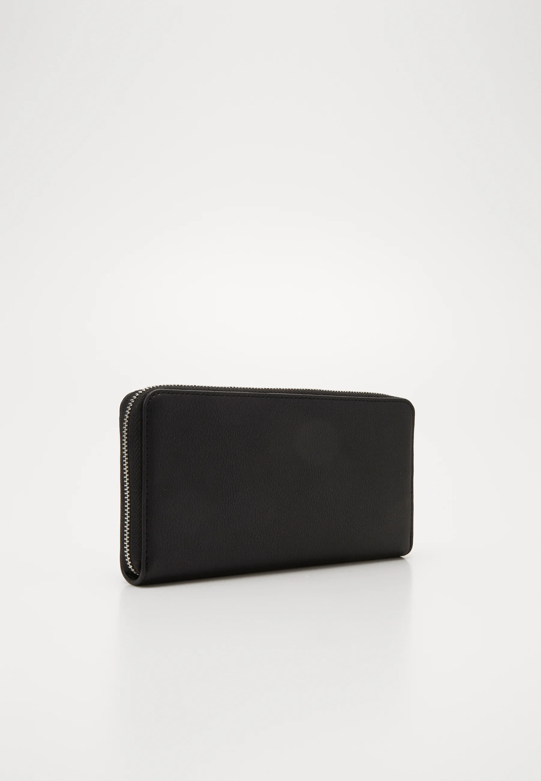 Calvin Klein MUST WALLET - Cartera