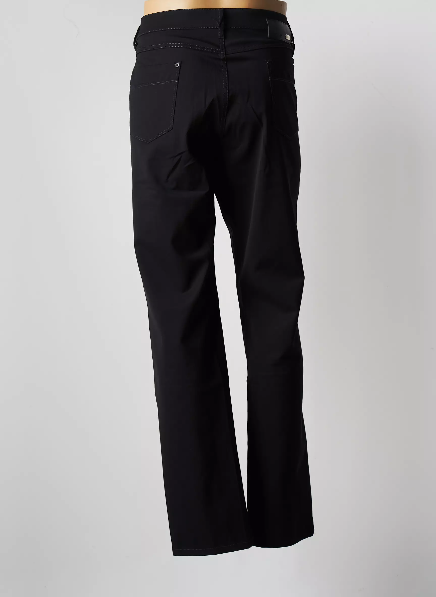 Saint Hilaire Pantalons Droits Homme couleur noir