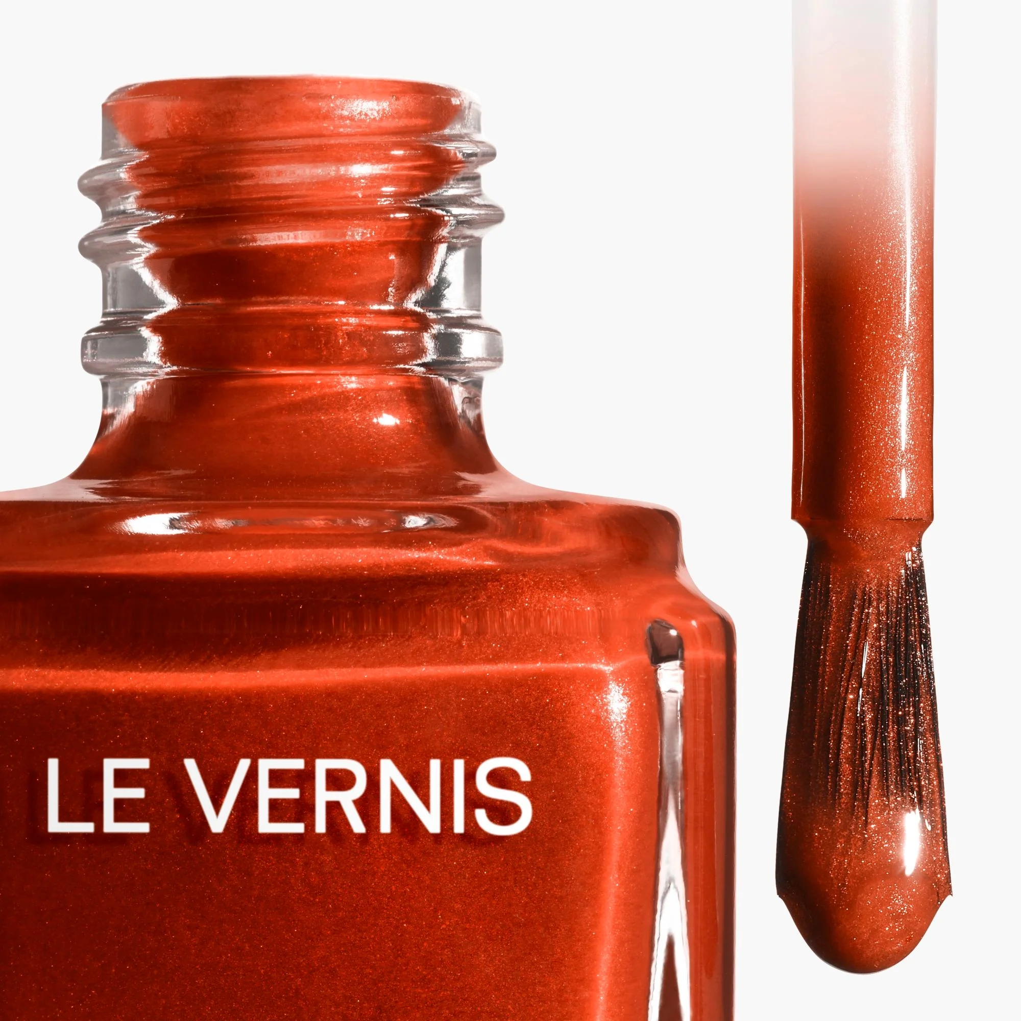 LE VERNIS - ΜΑΚΡΑΣ ΔΙΑΡΚΕΙΑΣ