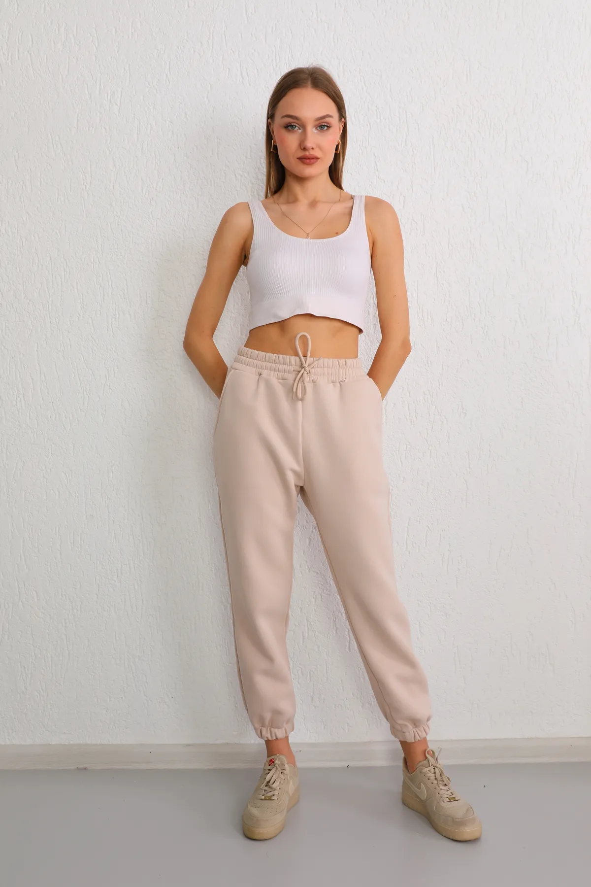 BİKELİFE  Beige Jogginghose aus Lycra mit hoher Taille
