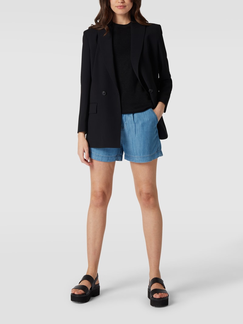 Jeansshorts mit Label-Patch in hellblau