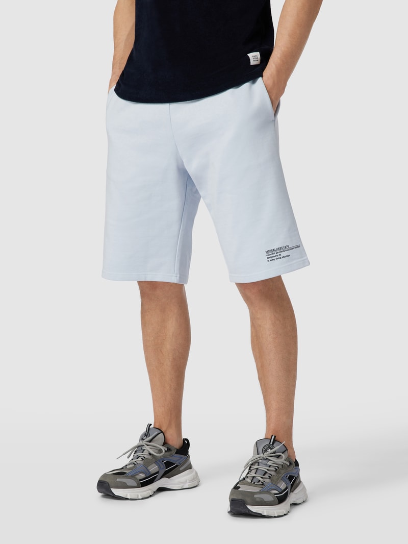 Sweatshorts mit Label-Print in ozean blau
