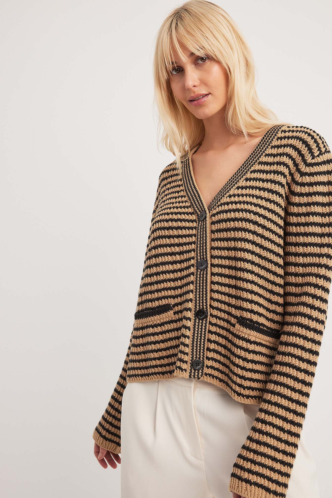 Gestreifter Oversize-Strickcardigan