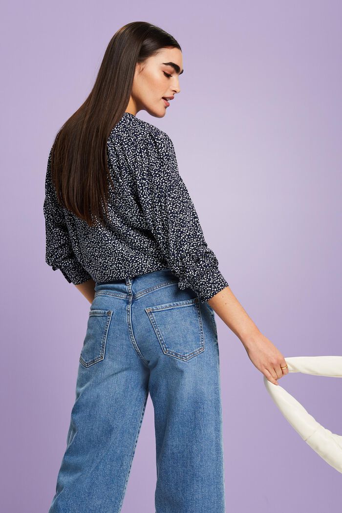 Bluse mit rundem Ausschnitt