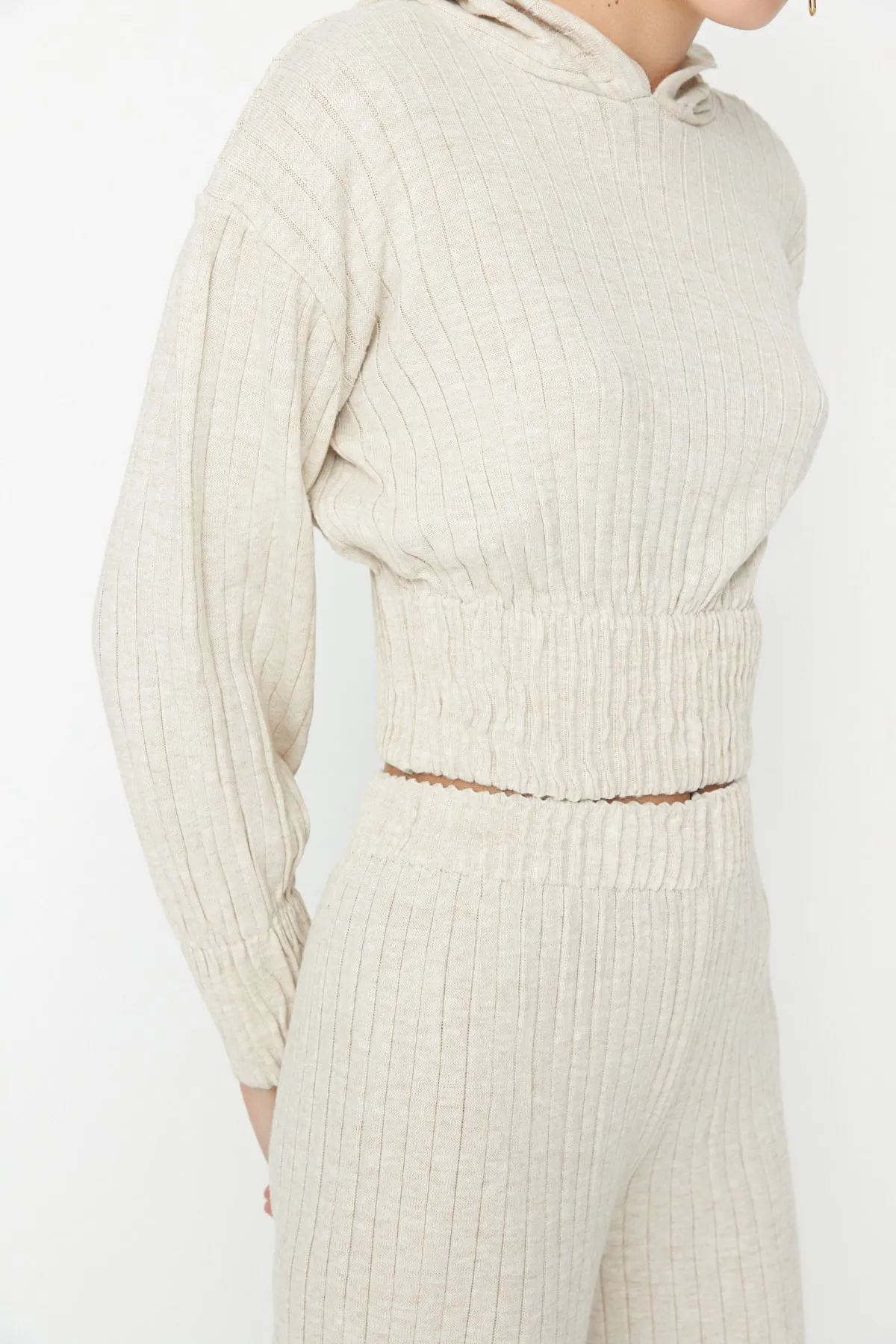 Trendyol Collection  Steinfarbenes Strickoberteil und -unterteil-Set mit Kapuze TWOAW22AU0044