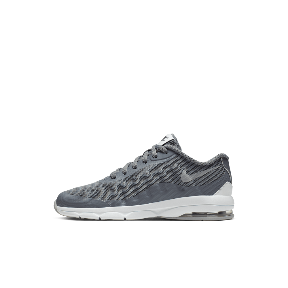 Nike Air Max Invigor 749573-005 / grau