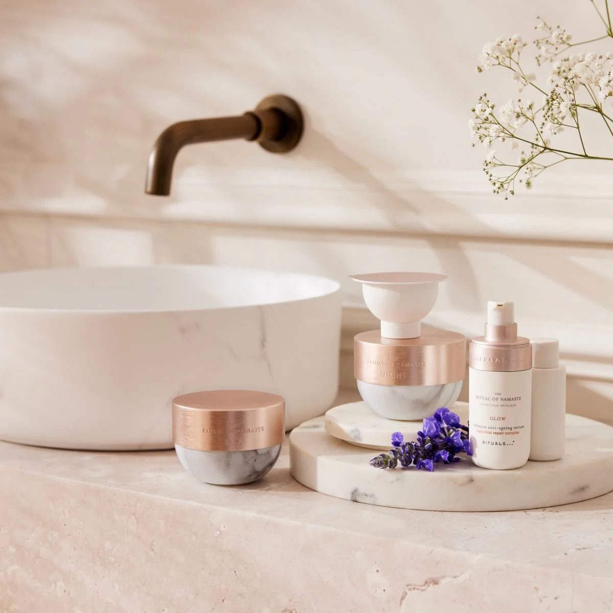 El Ritual de Namaste Glow Sérum Antiedad - Primeros Signos de Envejecimiento, Sérum Facial Iluminador