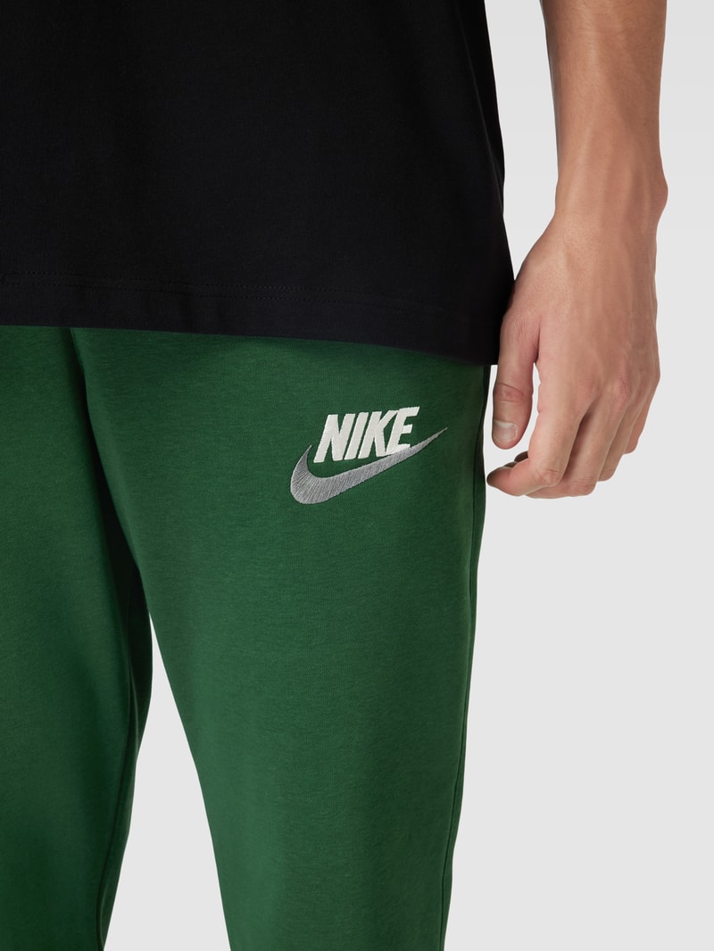 Sweatpants mit Label-Stitching in olivgrün
