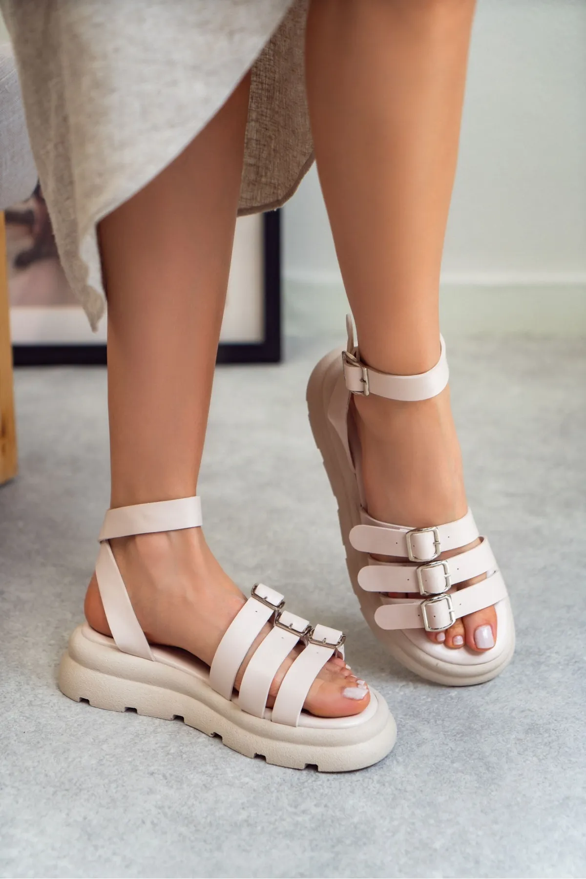 NİŞANTAŞI SHOES  Sandalette - Beige - Flacher Absatz