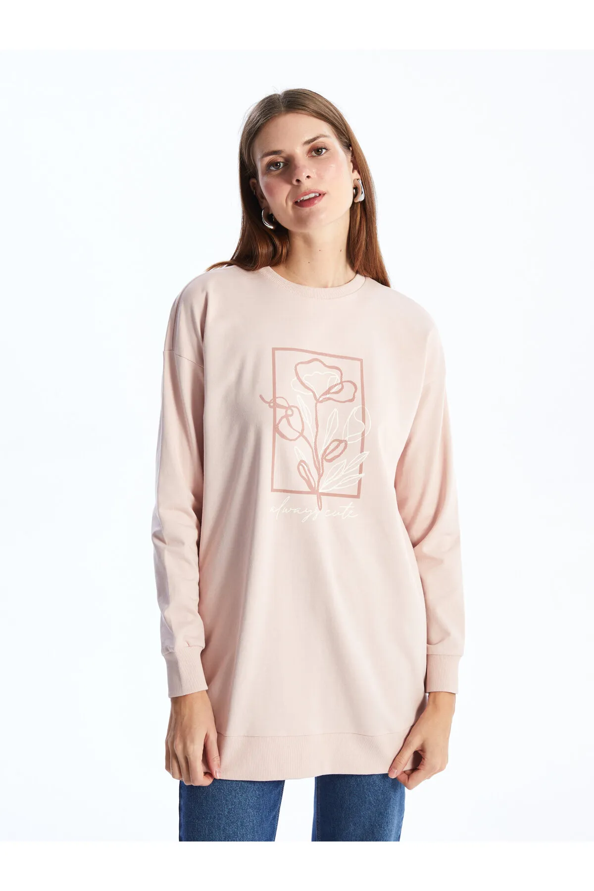 LC Waikiki  Bedruckte, langärmlige Oversize-Damentunika mit Rundhalsausschnitt