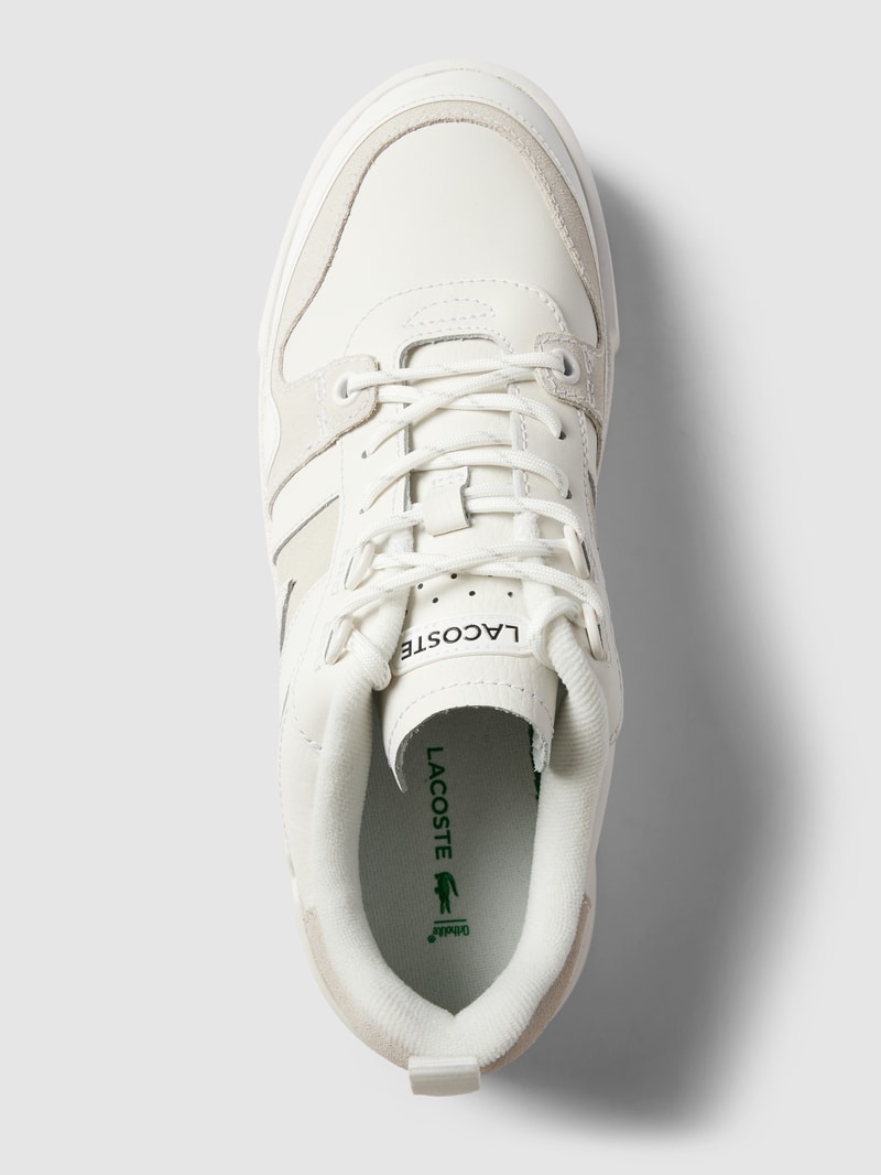 Sneaker mit Kontrastbesatz in weiß