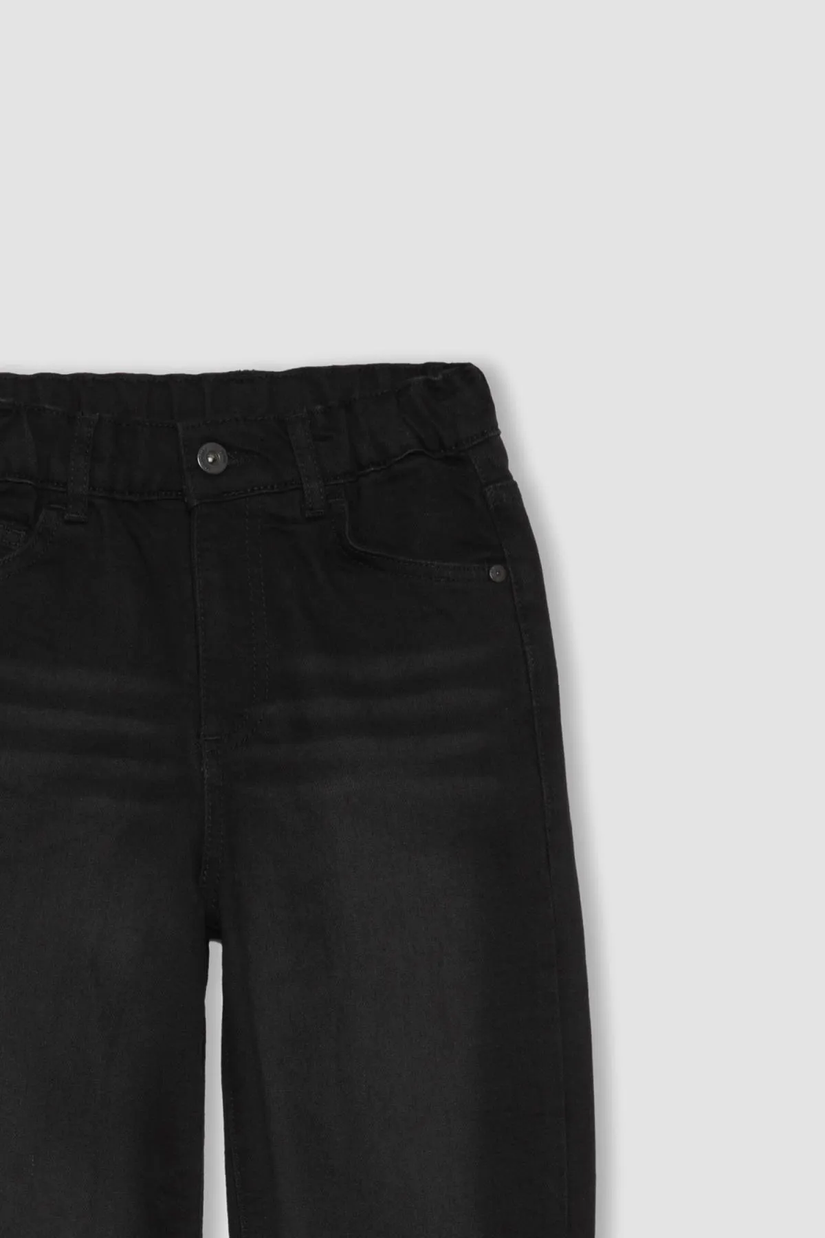 DeFacto  Jeanshose im Ballonschnitt für Jungen A3912a823au