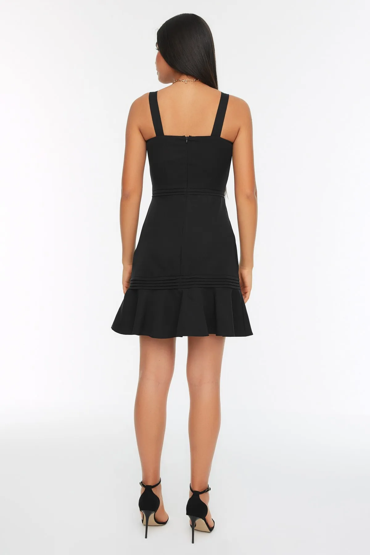 Trendyol Collection  Schwarzes gewebtes Trägerkleid TWOSS20EL2504