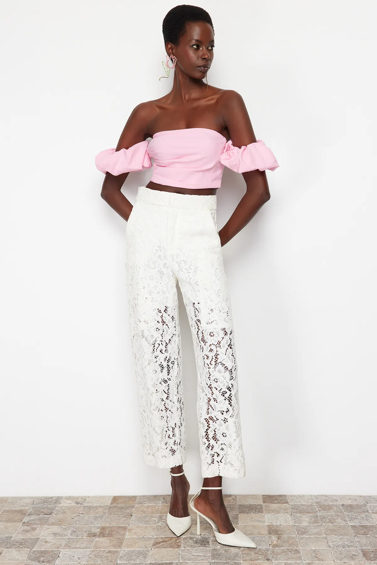 Trendyol Collection  Rosa Crop-Bustier aus Webstoff TPRSS24BS00020