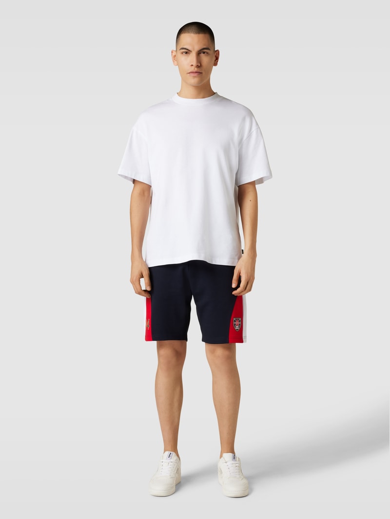 Shorts mit Motiv-Print in marineblau
