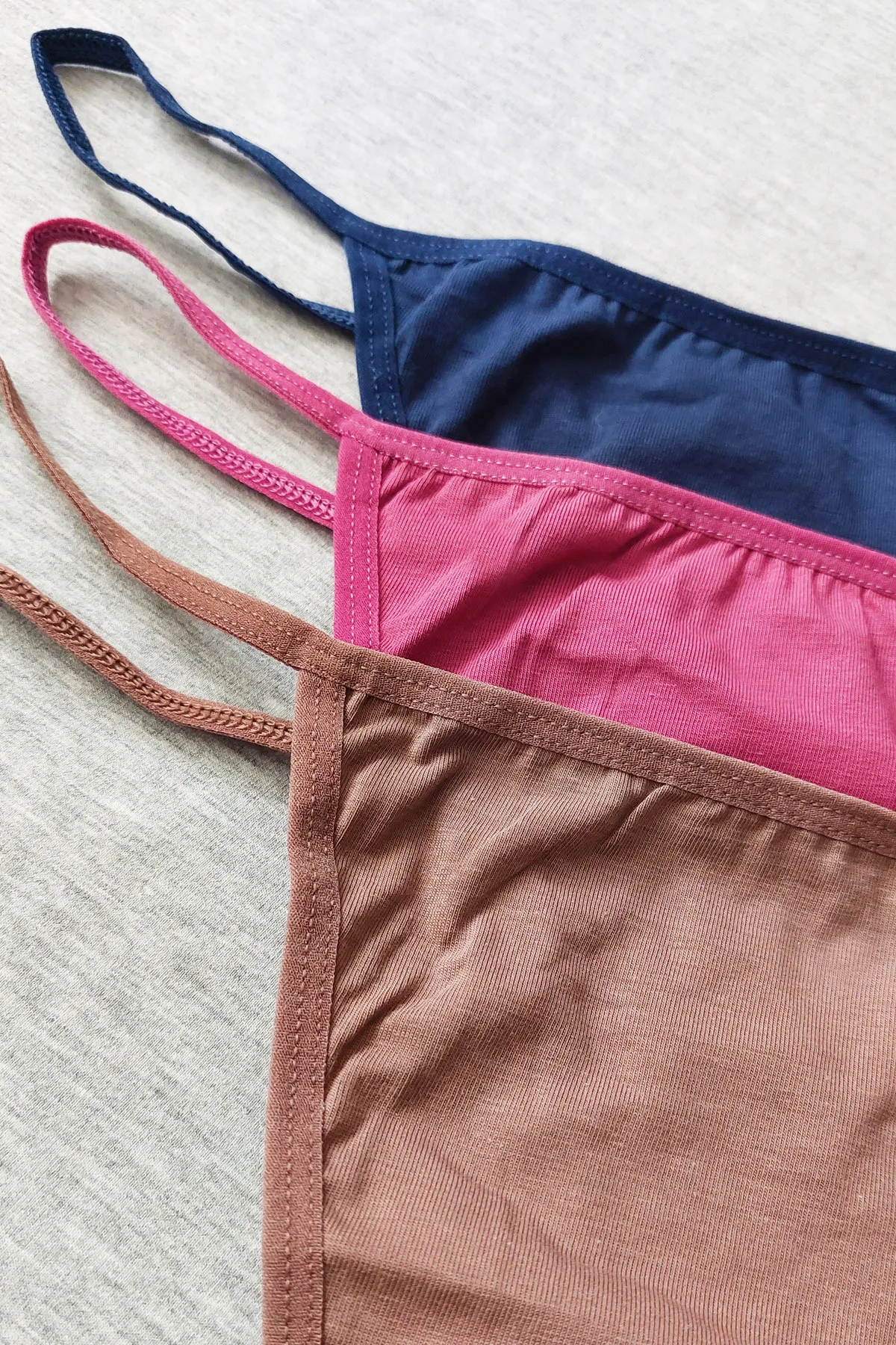 Sensu  Brasilianischer String-Tanga für Damen, 7-teiliges Höschenset, gemischte Farben, Kts3022