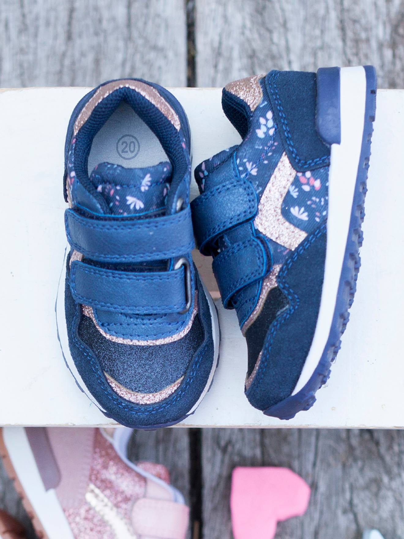 Baskets scratchées bébé fille esprit running marine
