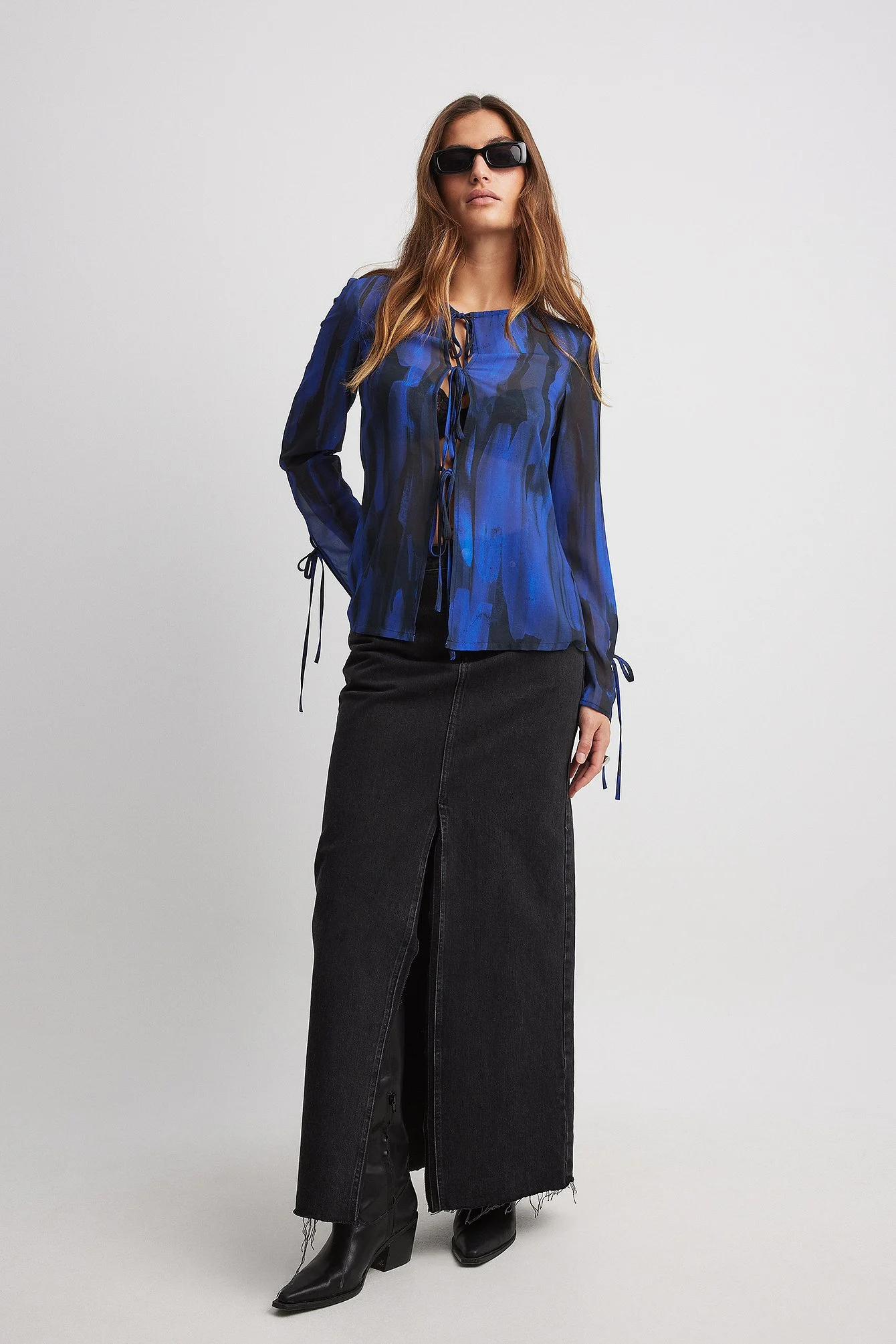 Bluse mit Schnürdetail