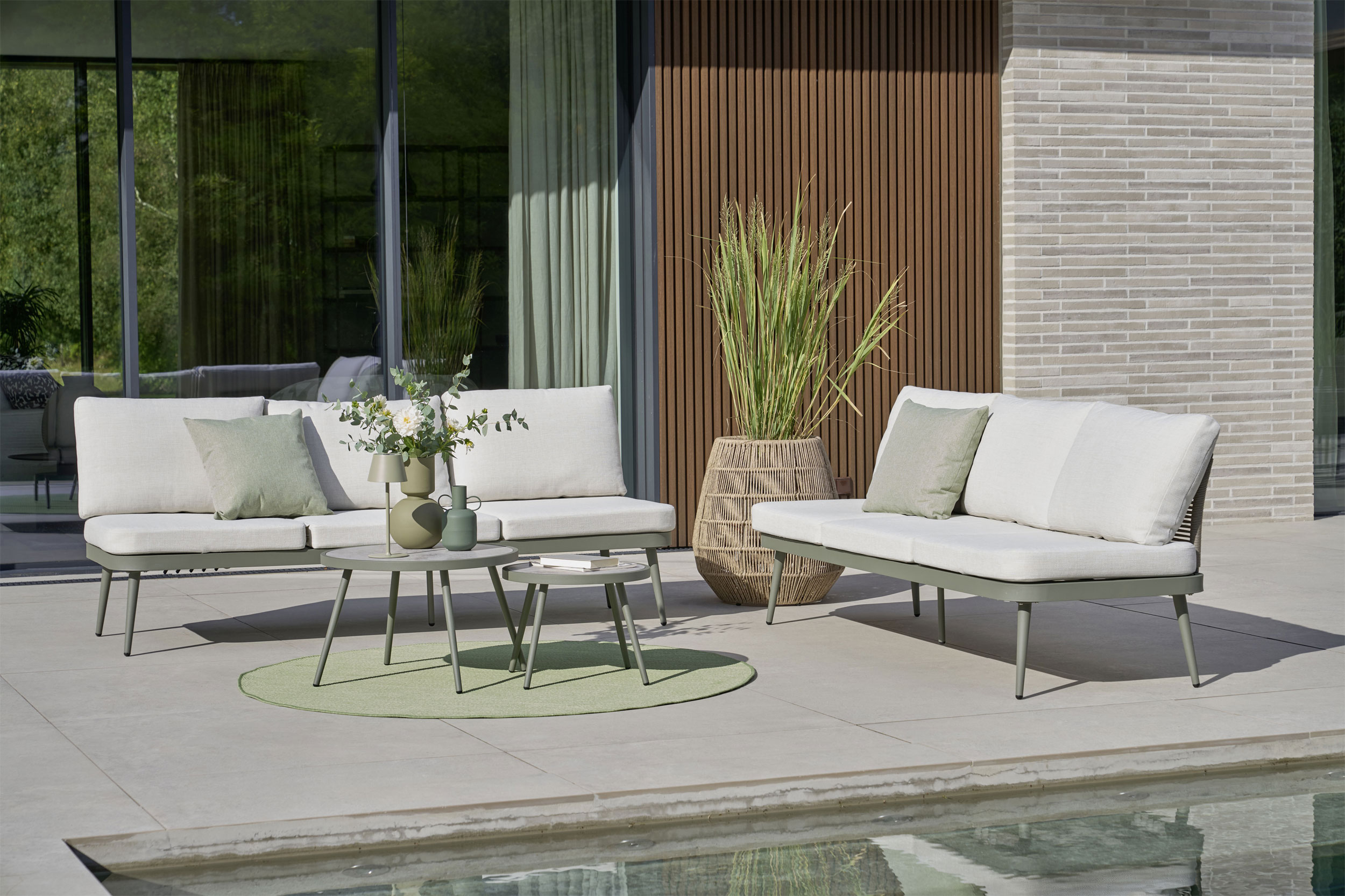 OUTDOORGartensofa links
