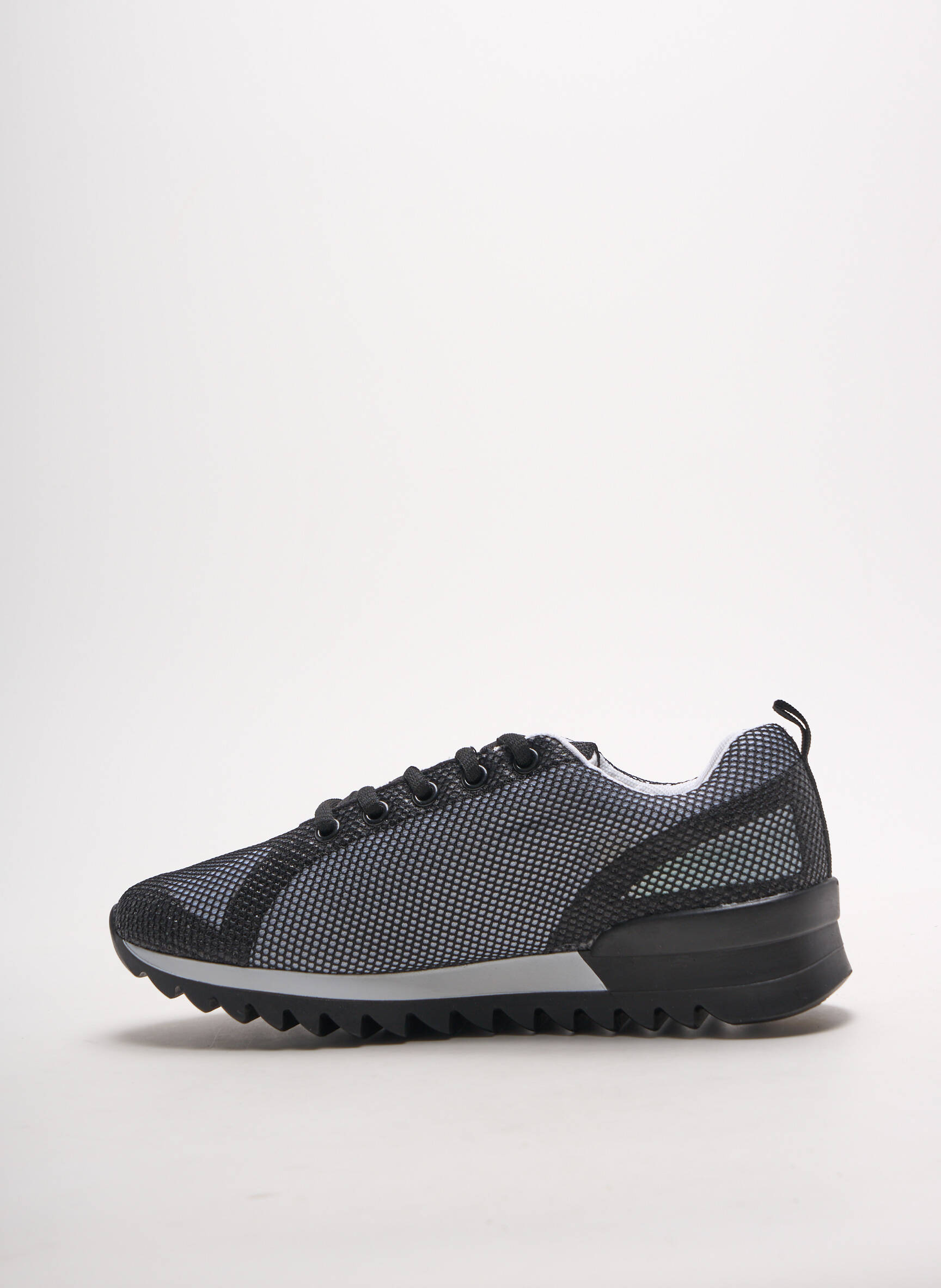 Les P Tites Bombes Baskets Femme couleur noir