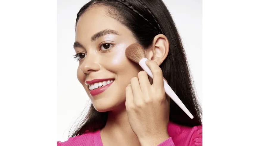 essence Blush & Highlighter Brush