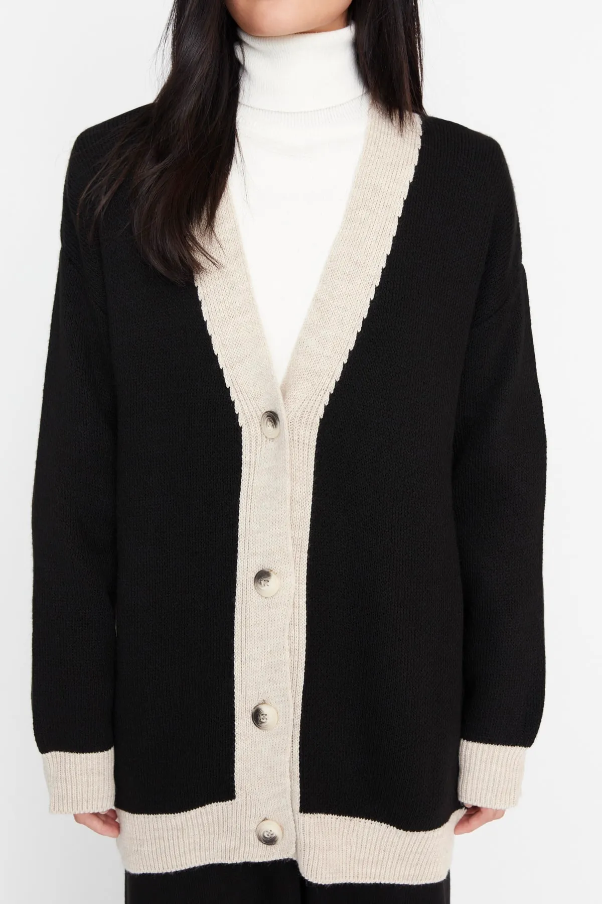 Trendyol Modest  Strickset mit Cardigan und Hose in Steinoptik mit Streifendetail TCTAW22AU0156